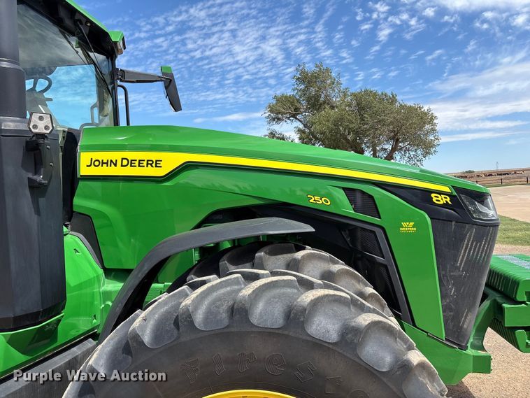 image for item EU4663 2020 John Deere 8R250 MFWD tractor
