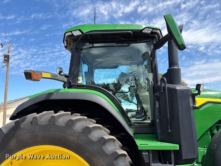 image for item EU4663 2020 John Deere 8R250 MFWD tractor