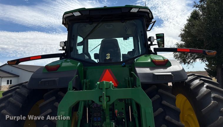 image for item EU4663 2020 John Deere 8R250 MFWD tractor