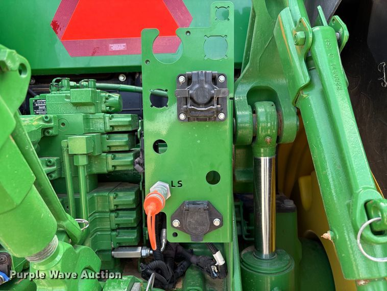 image for item EU4663 2020 John Deere 8R250 MFWD tractor