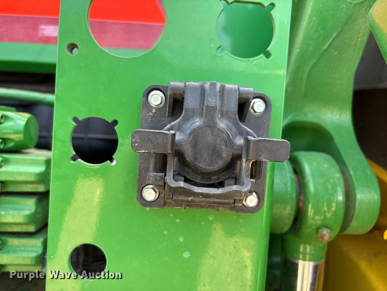 image for item EU4663 2020 John Deere 8R250 MFWD tractor