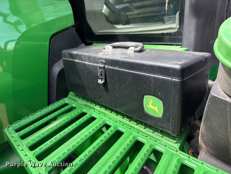 image for item EU4663 2020 John Deere 8R250 MFWD tractor