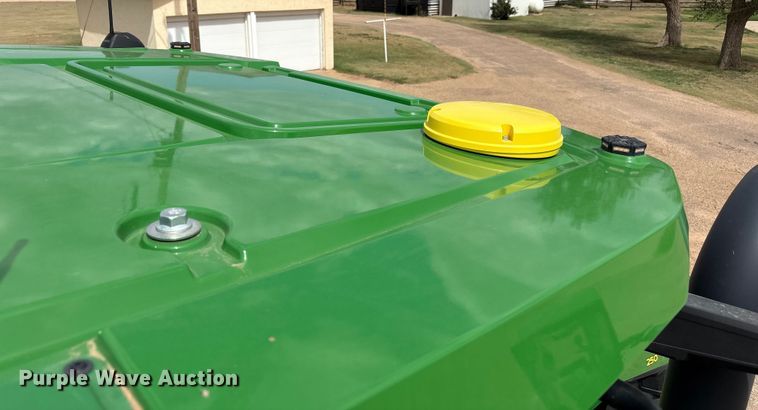 image for item EU4663 2020 John Deere 8R250 MFWD tractor