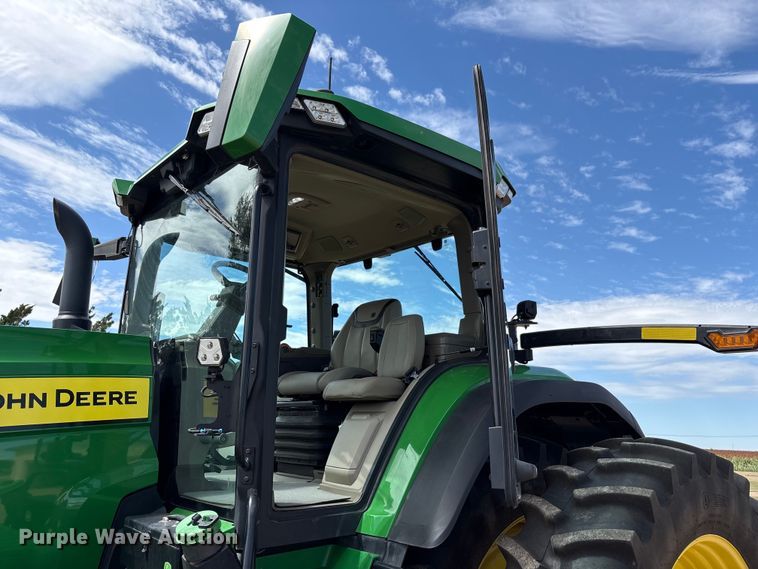 image for item EU4663 2020 John Deere 8R250 MFWD tractor