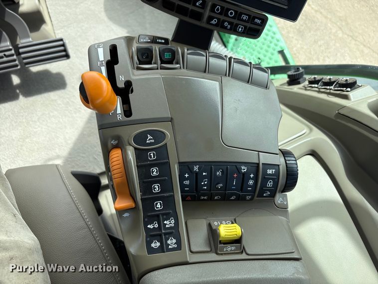 image for item EU4663 2020 John Deere 8R250 MFWD tractor