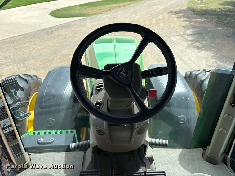 image for item EU4663 2020 John Deere 8R250 MFWD tractor