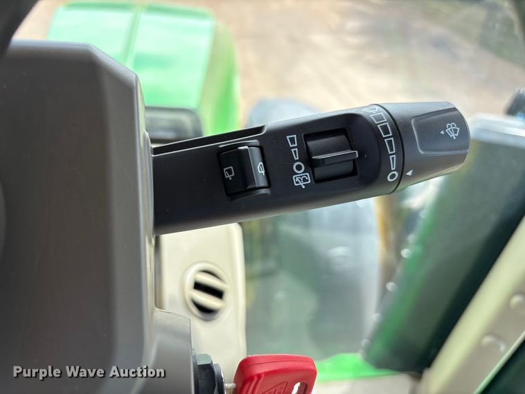 image for item EU4663 2020 John Deere 8R250 MFWD tractor