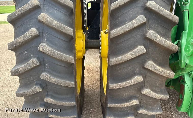 image for item EU4663 2020 John Deere 8R250 MFWD tractor