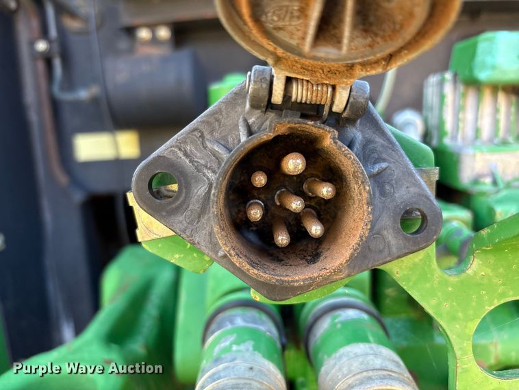 image for item EU4665 2005 John Deere 6415 tractor