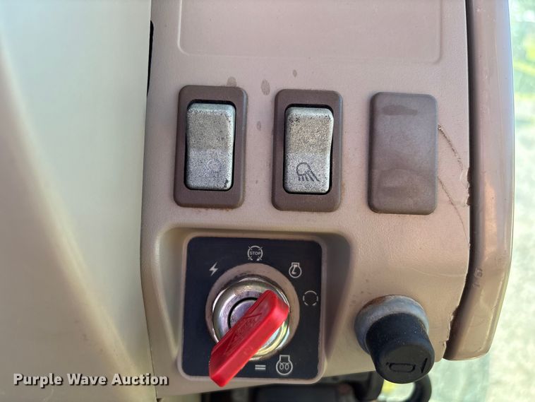 image for item EU4665 2005 John Deere 6415 tractor