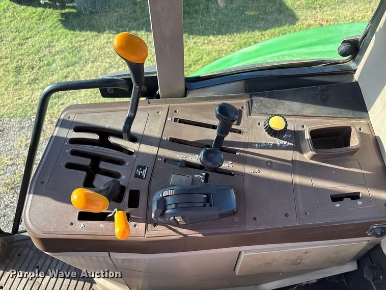 image for item EU4665 2005 John Deere 6415 tractor