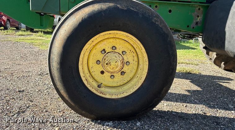 image for item EU4665 2005 John Deere 6415 tractor