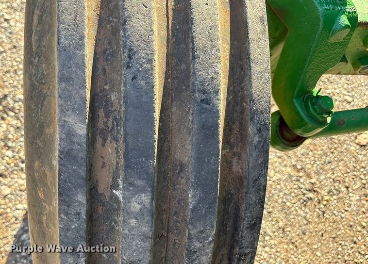 image for item EU4665 2005 John Deere 6415 tractor