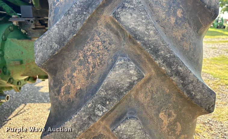 image for item EU4665 2005 John Deere 6415 tractor