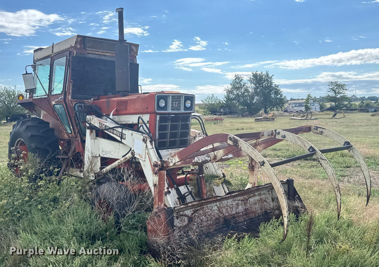 image for item EU6005 1975 International F 766 tractor