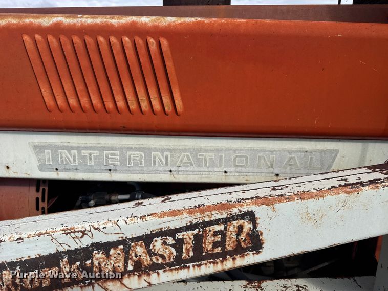 image for item EU6005 1975 International F 766 tractor