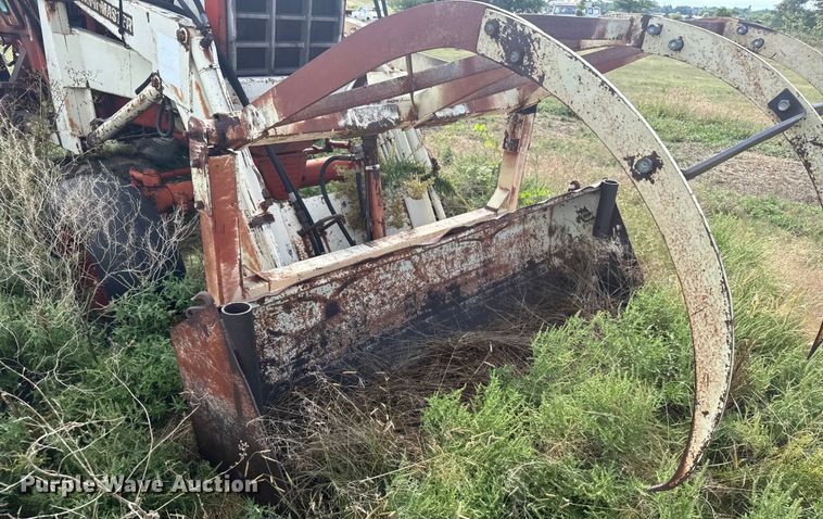 image for item EU6005 1975 International F 766 tractor