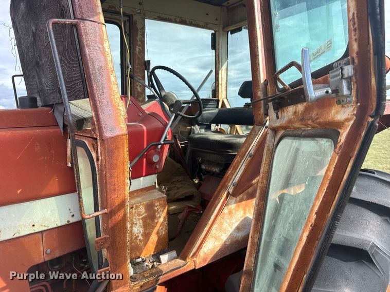 image for item EU6005 1975 International F 766 tractor