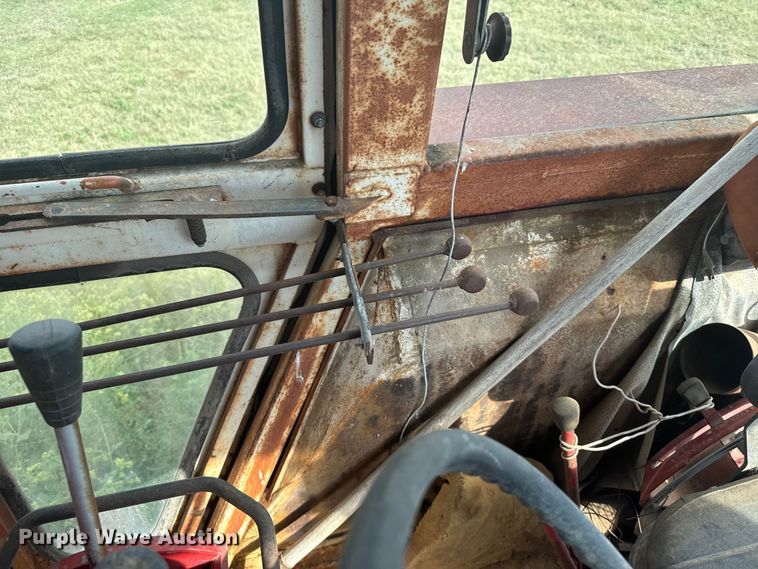 image for item EU6005 1975 International F 766 tractor