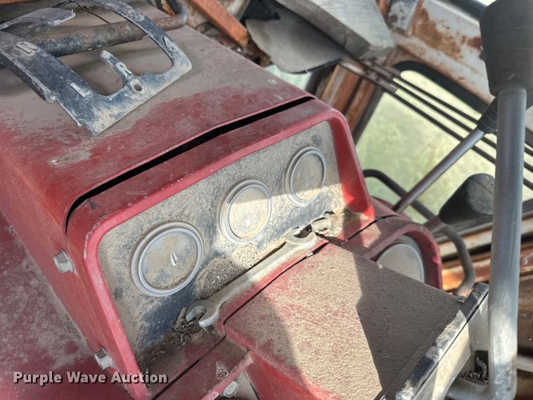 image for item EU6005 1975 International F 766 tractor