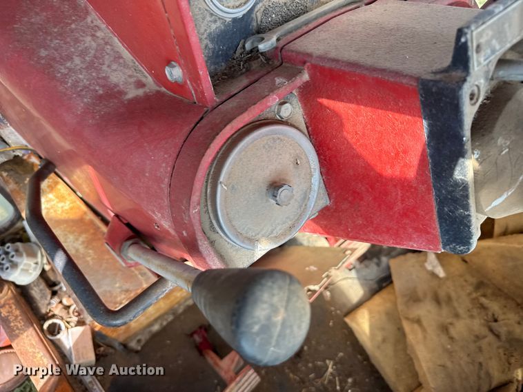 image for item EU6005 1975 International F 766 tractor