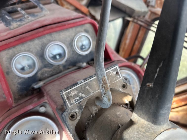 image for item EU6005 1975 International F 766 tractor