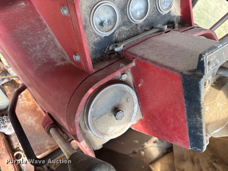 image for item EU6005 1975 International F 766 tractor