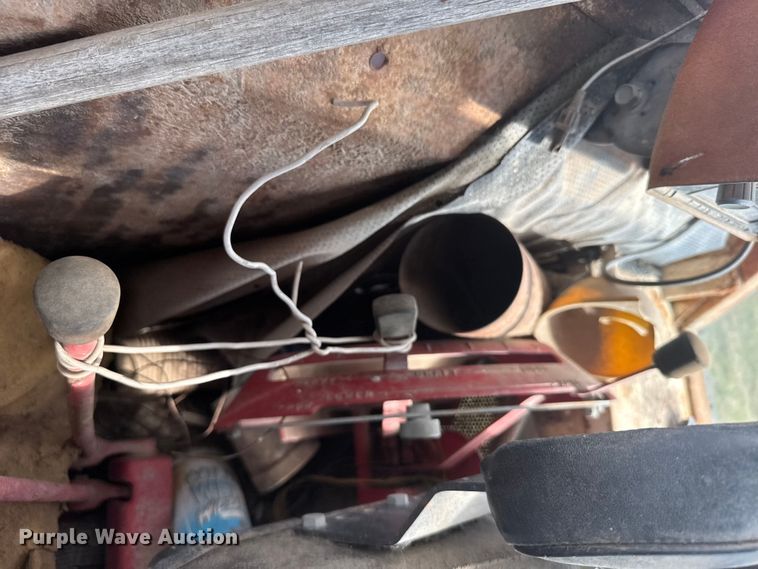 image for item EU6005 1975 International F 766 tractor