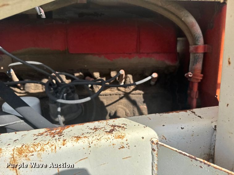 image for item EU6005 1975 International F 766 tractor