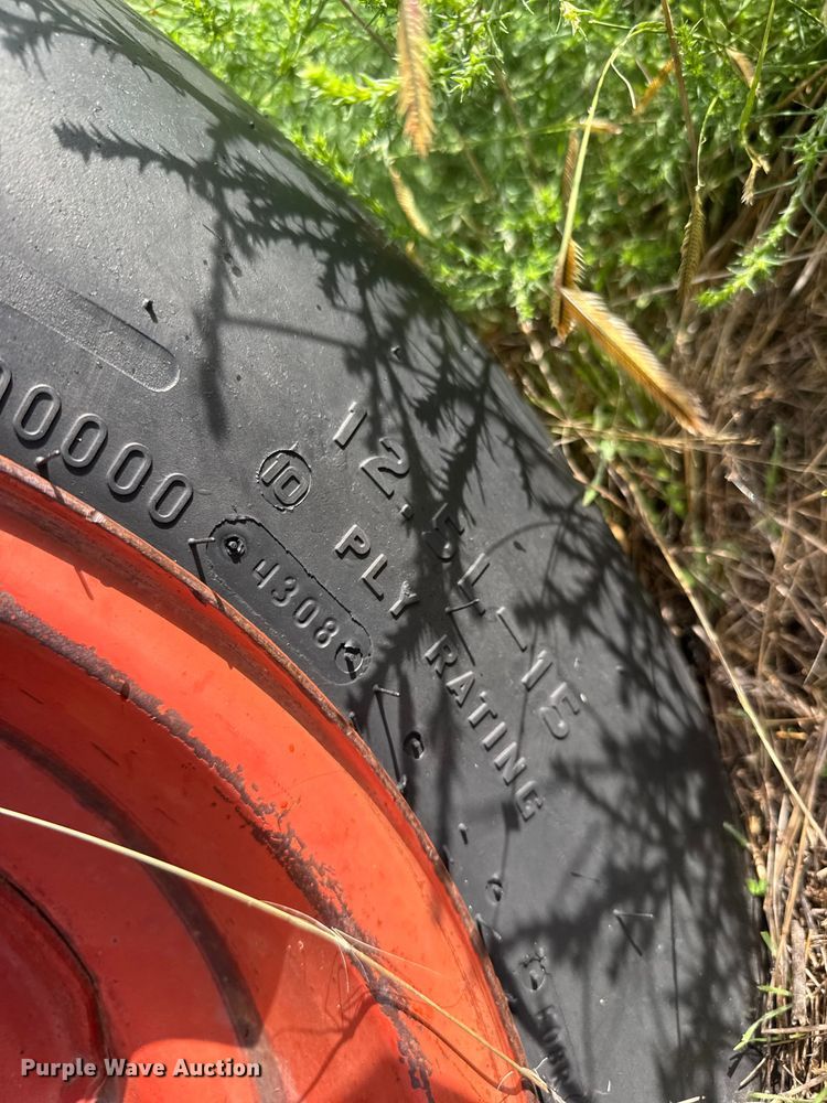 image for item EU6005 1975 International F 766 tractor