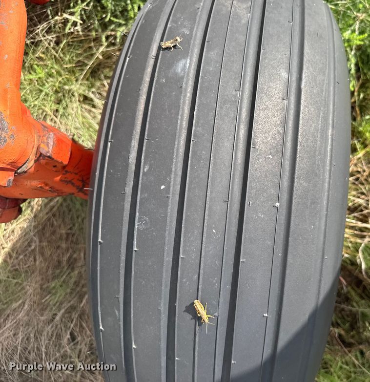 image for item EU6005 1975 International F 766 tractor