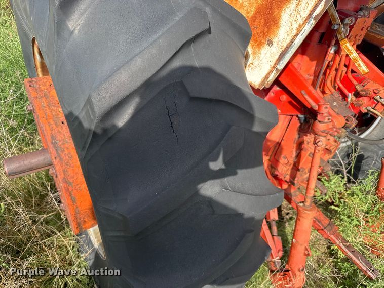 image for item EU6005 1975 International F 766 tractor