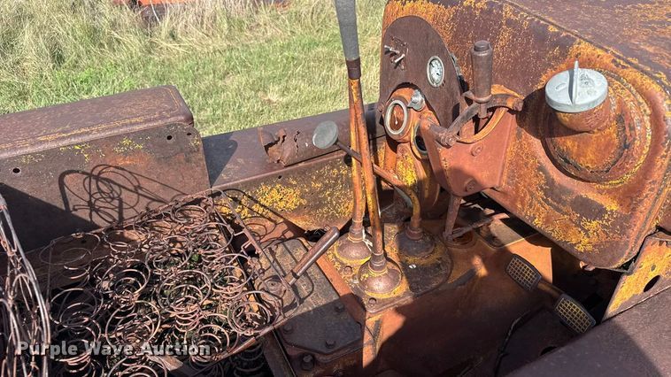 image for item EU6011 Caterpillar 22 crawler tractor