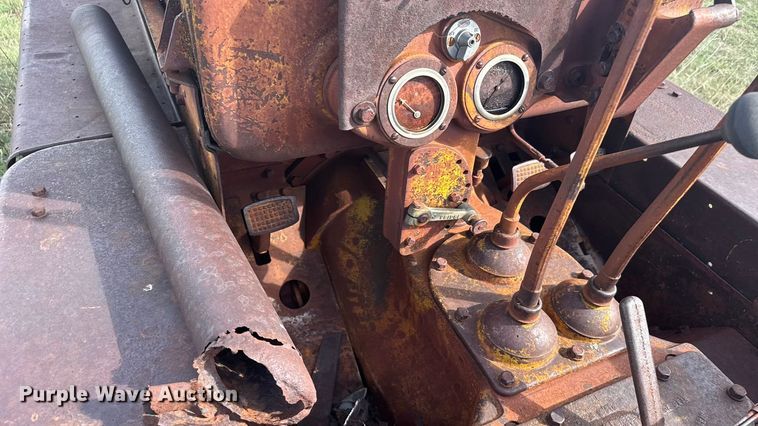 image for item EU6011 Caterpillar 22 crawler tractor