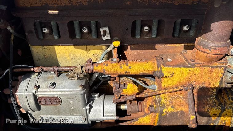 image for item EU6011 Caterpillar 22 crawler tractor