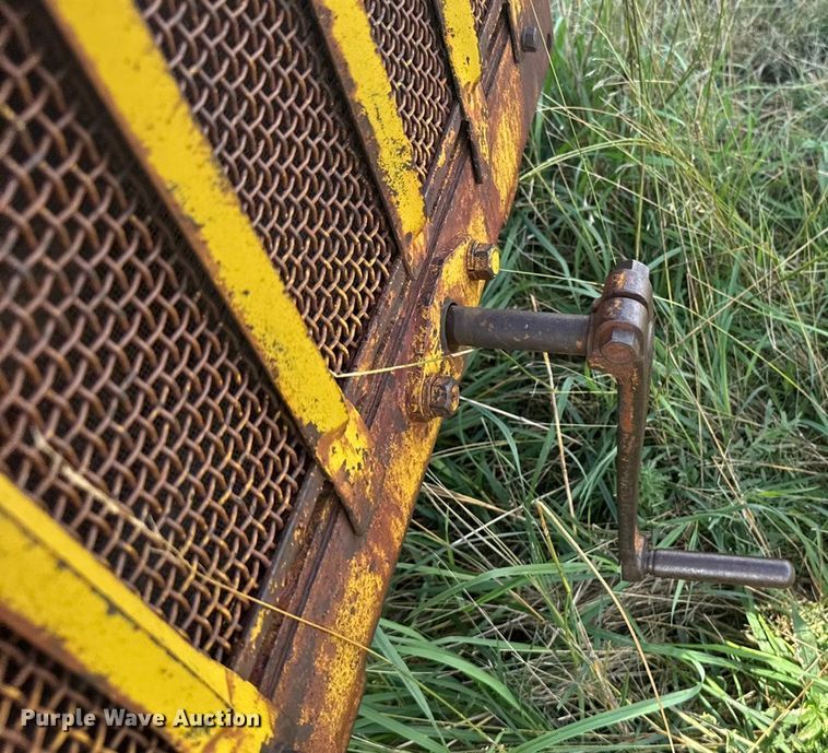 image for item EU6011 Caterpillar 22 crawler tractor