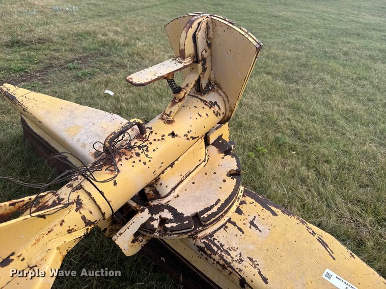 image for item EU6013 4 way three point blade