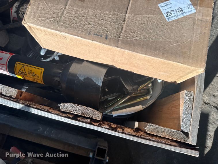 image for item EU6040 Tractor parts