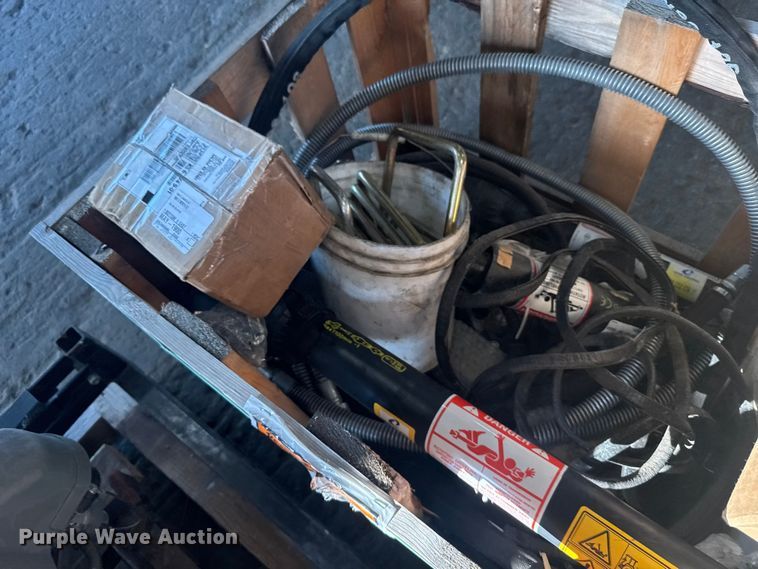 image for item EU6040 Tractor parts