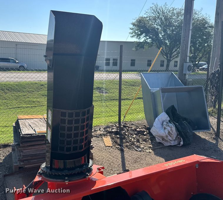 image for item EU6060 Land Pride SB2584 snowblower