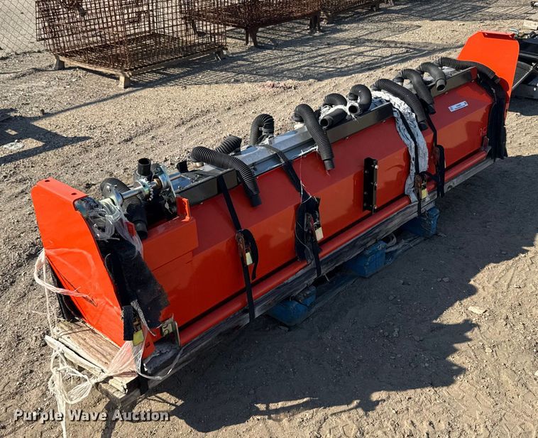 image for item EU6063 Land Pride 800 fertilizer box