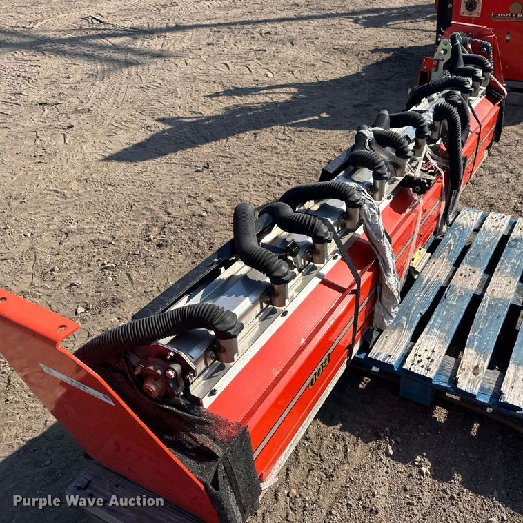 image for item EU6063 Land Pride 800 fertilizer box