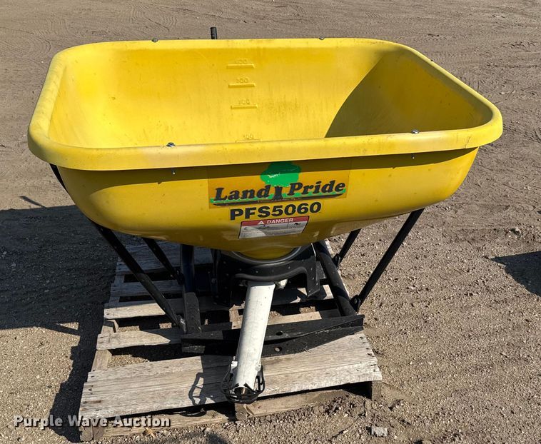 image for item EU6065 Land Pride PFS5060 spreader