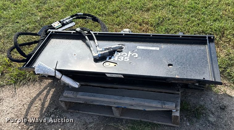 image for item EU6072 Kubota TH35 skid steer tilt hitch plate