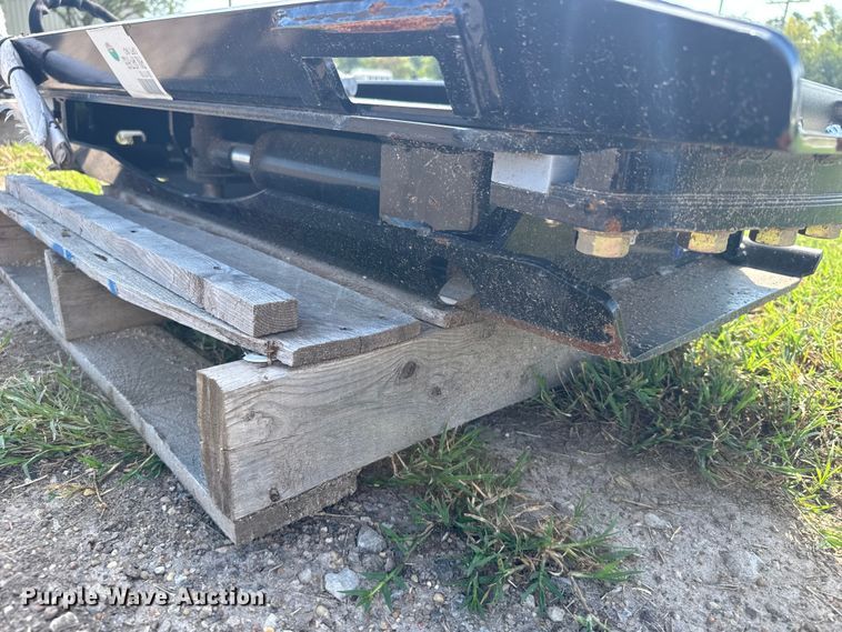 image for item EU6072 Kubota TH35 skid steer tilt hitch plate