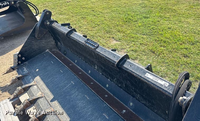 image for item EU6075 Kubota CB3580 skid steer four-in-one bucket