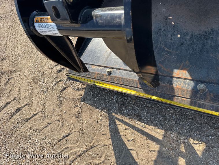 image for item EU6076 Kubota GB3074 skid steer grapple bucket