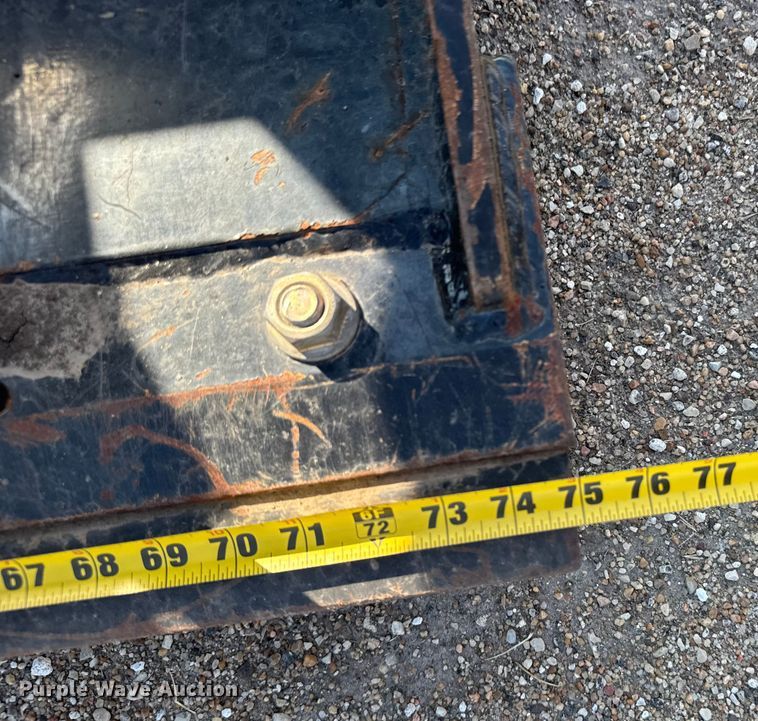 image for item EU6076 Kubota GB3074 skid steer grapple bucket