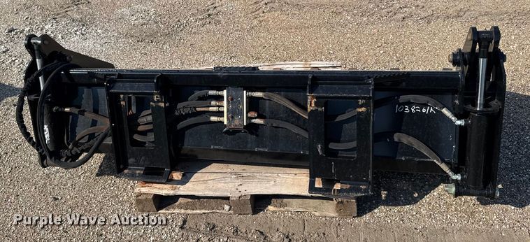 image for item EU6078 Land Pride CB2580 skid steer four-in-one bucket