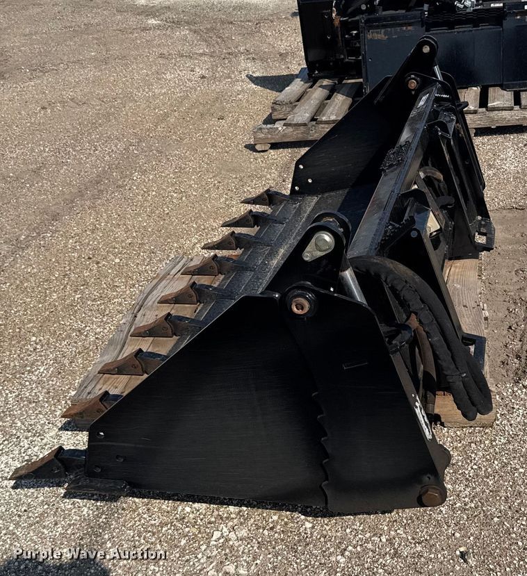 image for item EU6078 Land Pride CB2580 skid steer four-in-one bucket